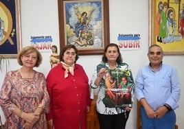 Manuela Pallero, presidenta Manos Unidas Zafra, junto a la directiva y a la Presidenta-Delegada Episcopal de Manos Unidas de la Archidiócesis Mérida-Badajoz, María Jesús Alfaro