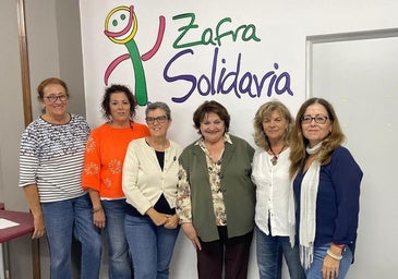 Las seis docentes que colaboran en el programa