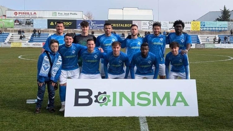 El CD Zafra continúa liderando la tabla de su grupo en Primera División Extremeña