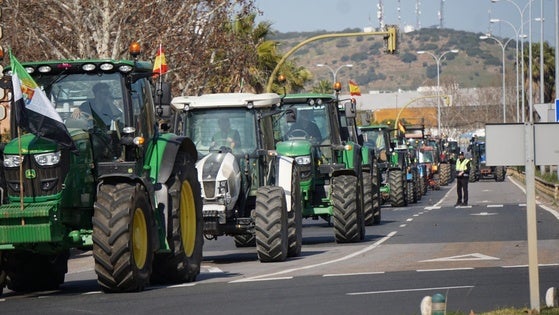 La tractorada de las organizaciones agrarias pasa este viernes por Zafra