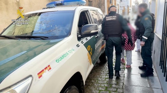 La Guardia Civil detiene a 12 integrantes de una organización delictiva por traficar con droga en la comarca