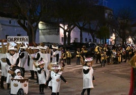 El pasacalles muy divertido y animado