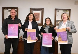 Presentación de las actividades en el Ayuntamiento