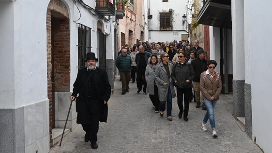 Una sde las rutas teatralizadas realizadas por la ciudad