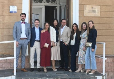 Los graduados tras en su graduación