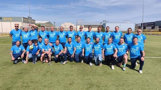 El Club de Fútbol de Veteranos local campeón invicto de la Liga Zona Sur