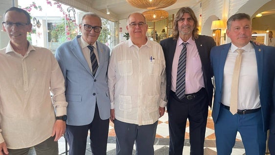 Los Amigos del Real Madrid celebraron sus 40 años con una fiesta