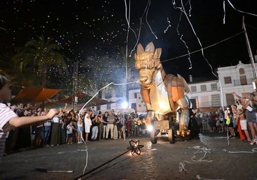 El Mercado del Siglo de Oro pone el broche de oro a la Festividad De la Luna al Fuego