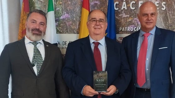 La Entidad Ferial recibe un Premio de la revista Caza Extremadura por Nave de Cinegética de la FIG