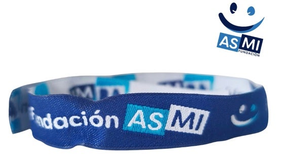 Aspecto de la pulsera oficial de la fundación
