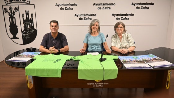 Presentación de la caminata en el Ayuntamiento