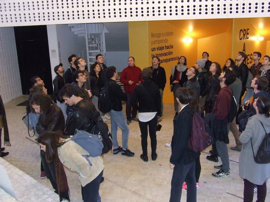 Arquitectos italianos visitan el teatro de Zafra