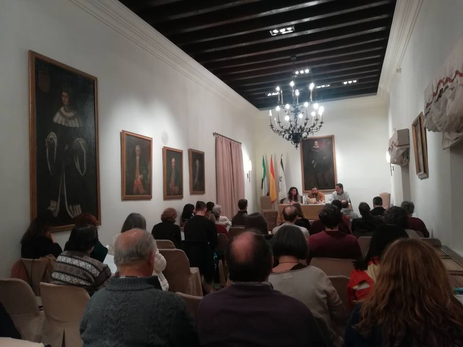 El poeta Omar Pimienta visita el Seminario Humanístico