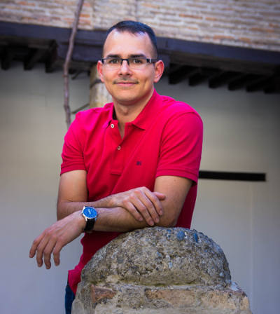 Carlos Almoril y su guitarra visitan Juventudes Musicales de Zafra