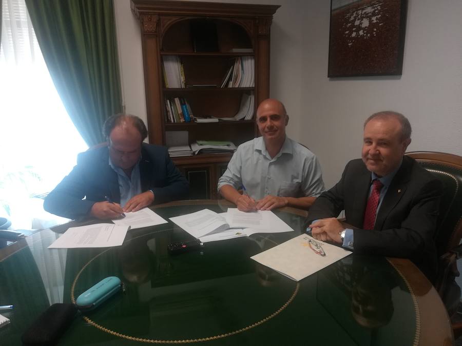 Firma en el Ayuntamiento 