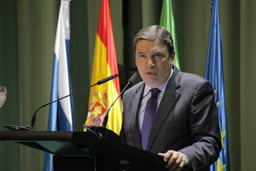 El ministro durante su intervención 