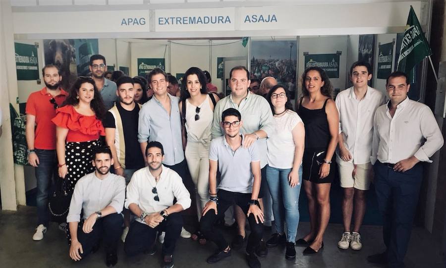 NNGG de Badajoz exige a la Junta más apoyo para los jóvenes agroganaderos de la región