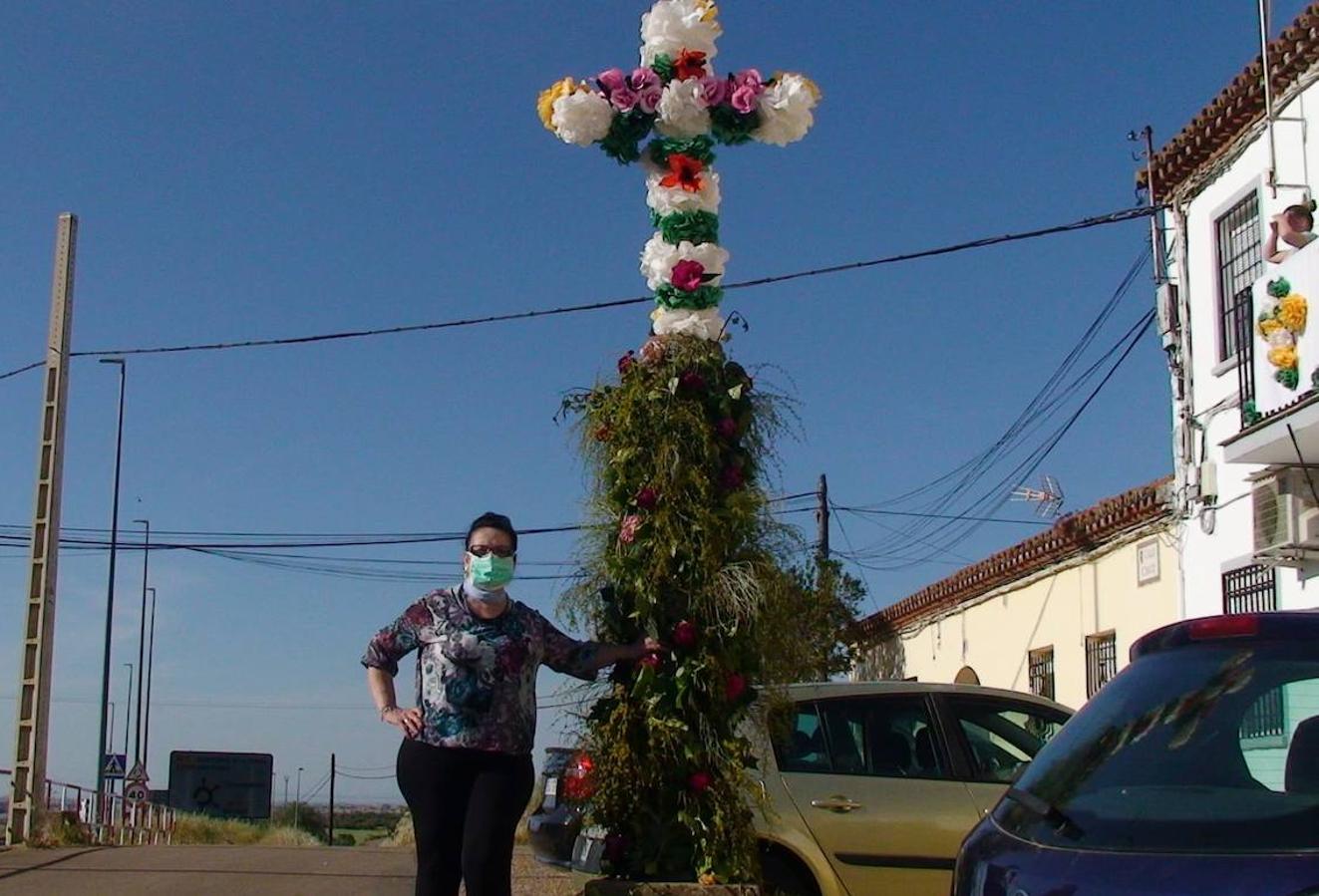Cruz de mayo en el balcón 