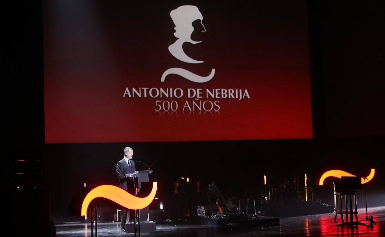 Felipe VI preside la gala inaugural de los actos del V Centenario del fallecimiento de Antonio de Nebrija