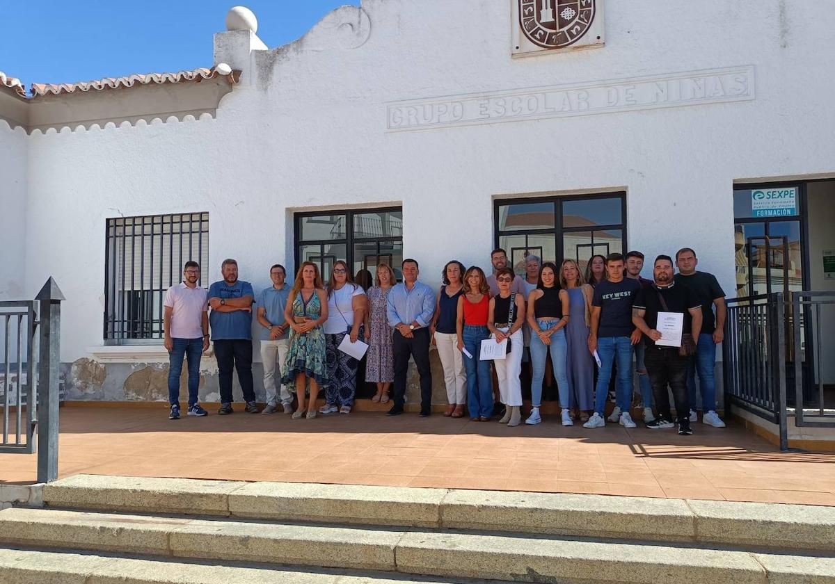 Clausura de la escuela en Zalamea de la Serena.