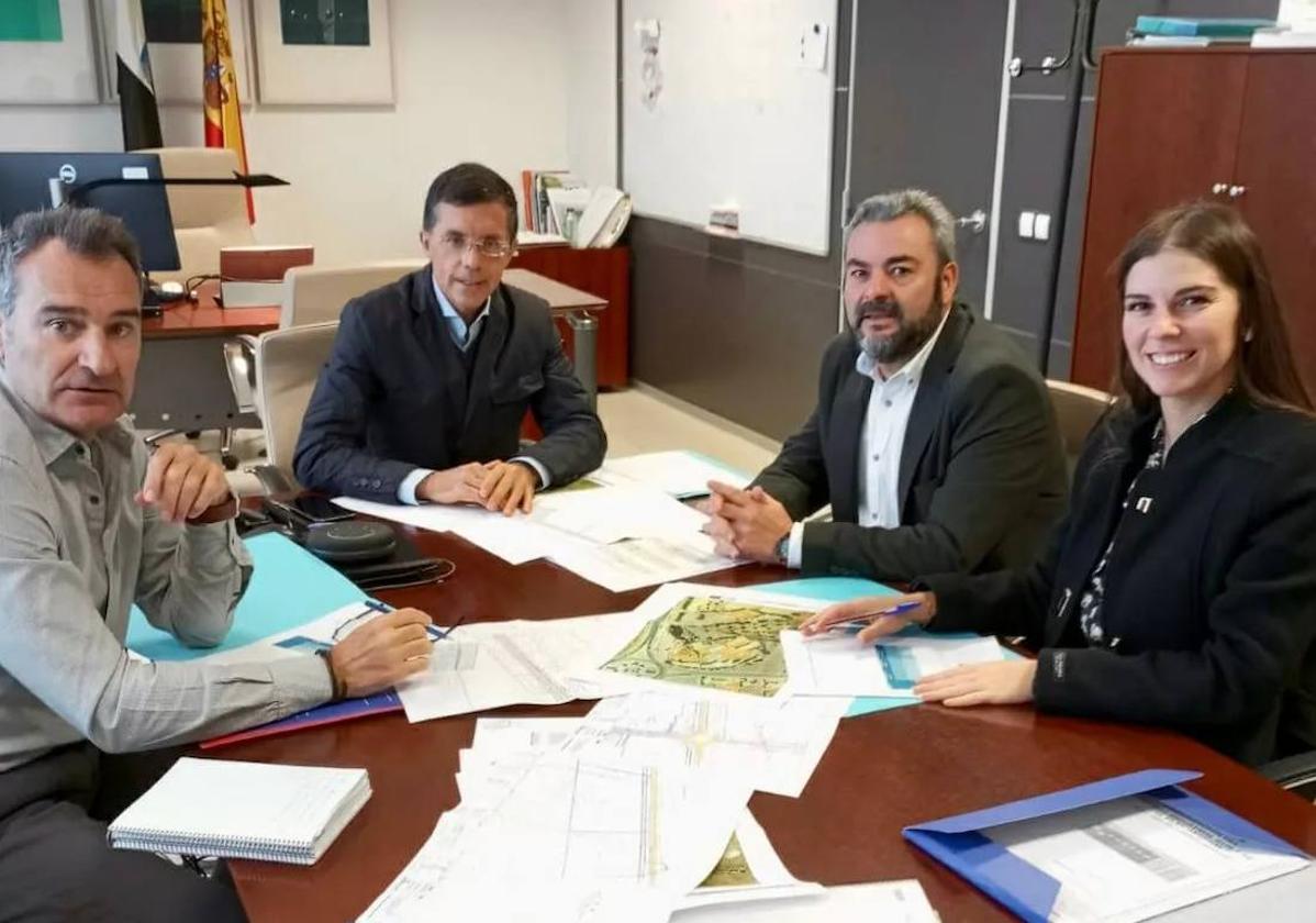 El alcalde ilipense se reúne con el Director General de Urbanismo