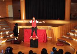 'El último reto' llenó de magia el Centro Cultural