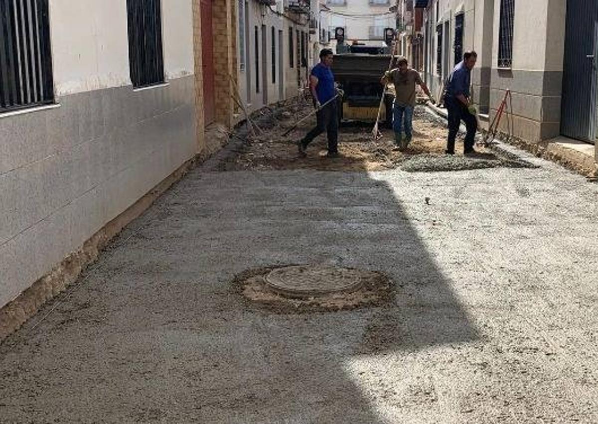 Imagen secundaria 1 - Inaugurada la calle Cantarranas tras la finalización de las obras