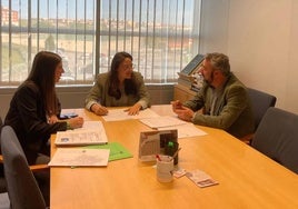 El alcalde ilipense se reúne con la Directora General de Bibliotecas, Archivos y Patrimonio Cultural, Adela Montaña Rueda