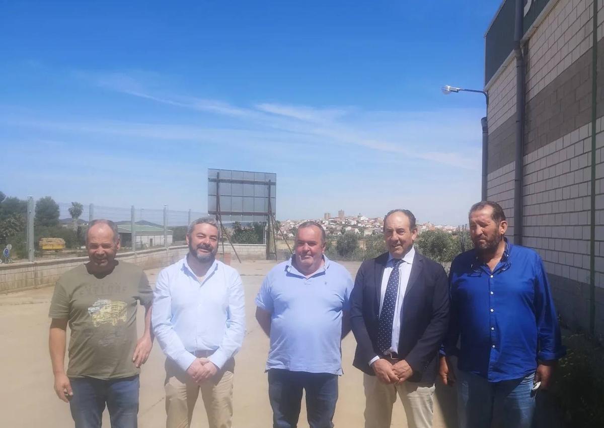 Imagen secundaria 1 - Visita a las instalaciones de la cooperativa.