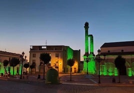Zalamea se ilumina de verde por el Día Internacional de la Celiaquía