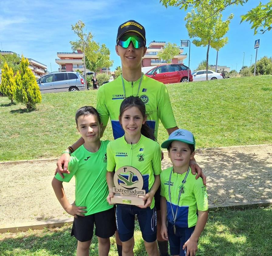 Los ciclistas de la AC Cancho Roano finalizan los Judex BTT con grandes posiciones