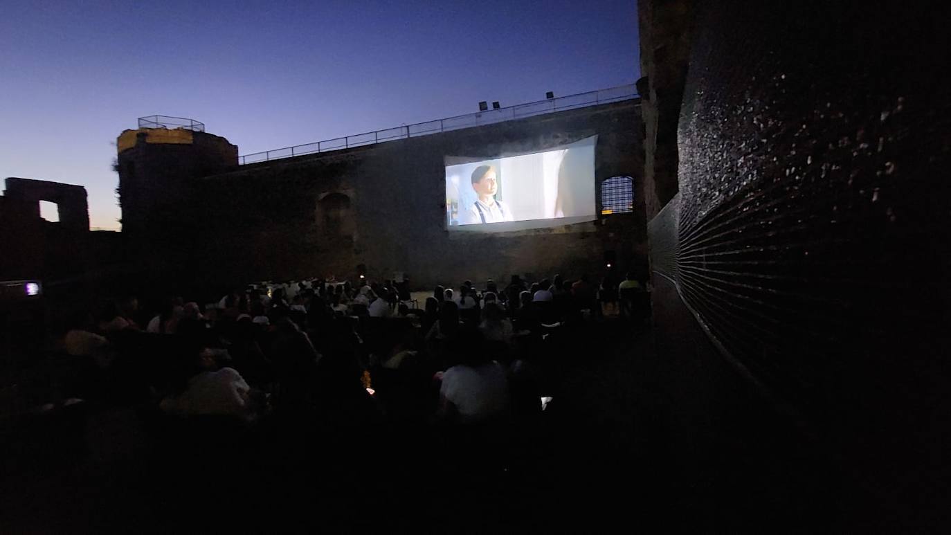 Imagen secundaria 1 - 'Barbie', 'A todo tren' y 'Campeonex'.