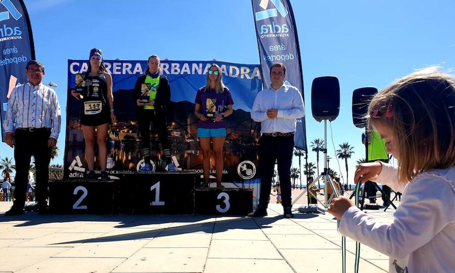 Organizada por el Ayuntamiento, esta duodécima edición ha contado con la presencia de Sandía Fashion para refrescar a los corredores, Atmosfera Sport y Sano, entre otros