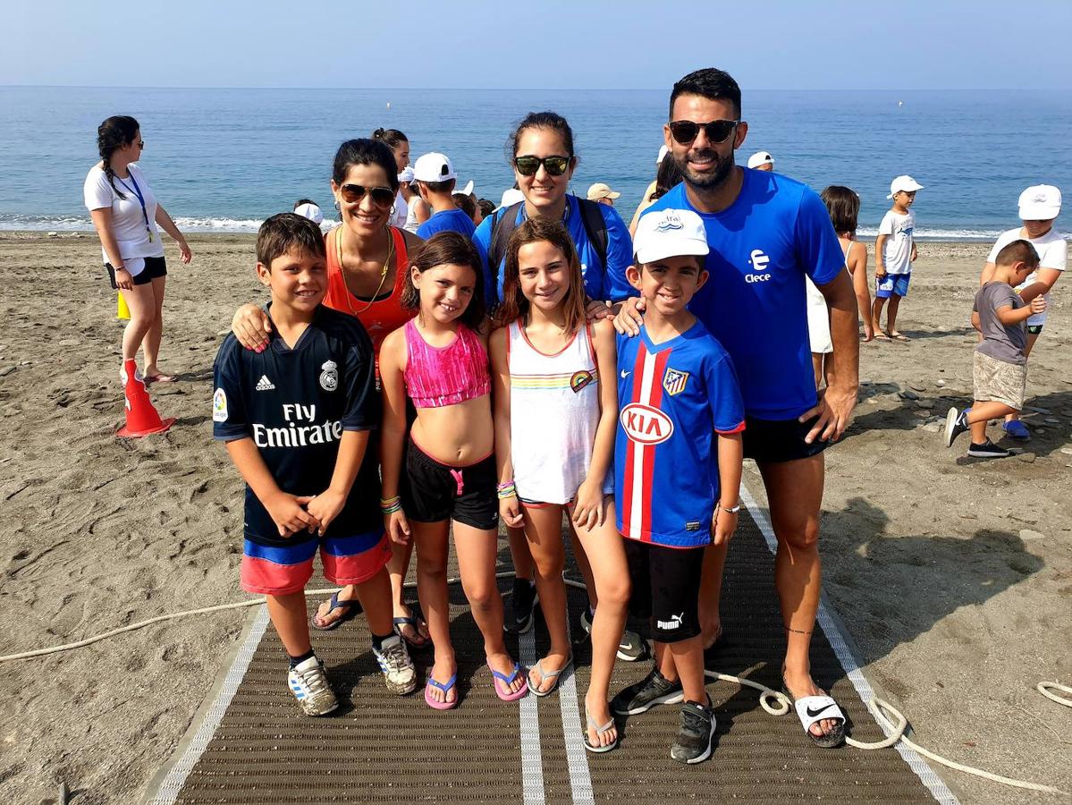 Fotos: Adra da una lección de respeto por el mar