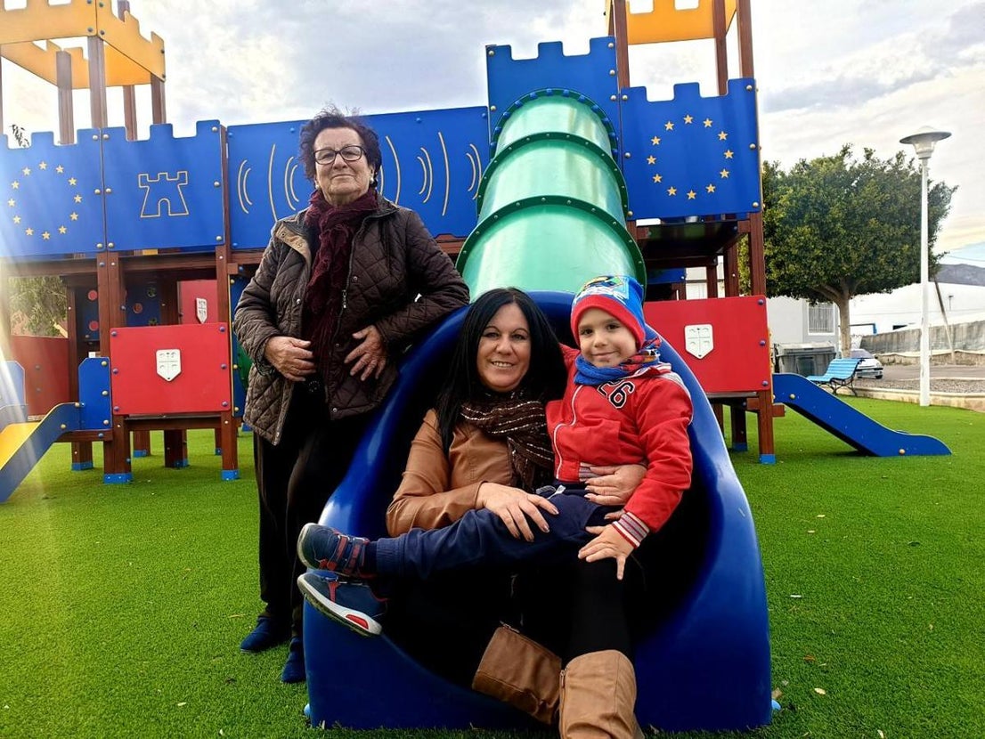 Fotos: Europa, el primer parque de Adra para 'skaters'