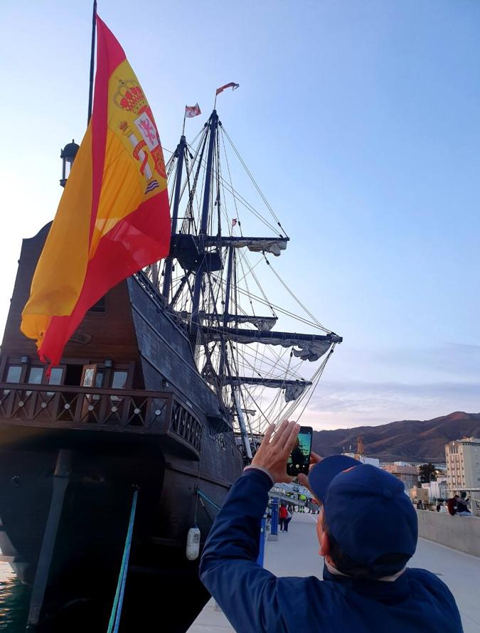 Fotos: Andalucía, un galeón histórico en la ciudad más antigua de Almería