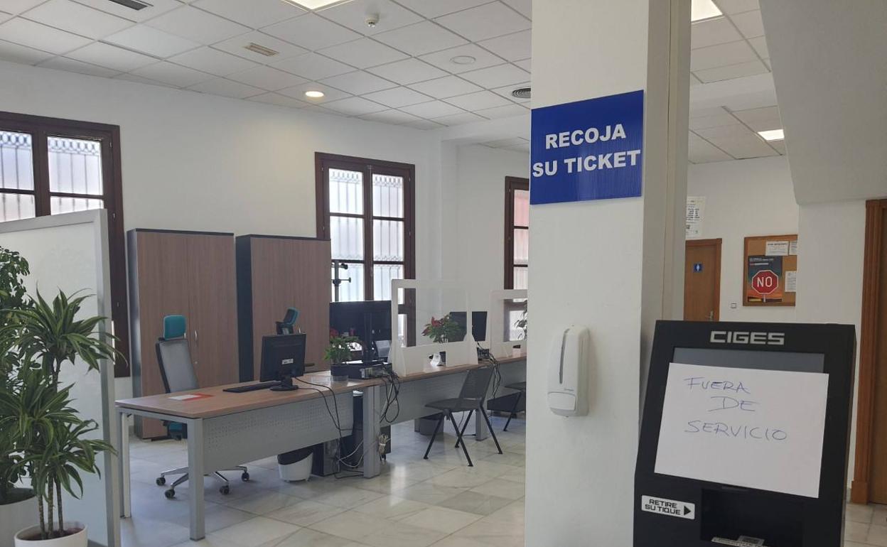 El personal de la Casa Consistorial será sometido a la pruebas pertinentes y trabajarán desde casa de forma preventiva. 