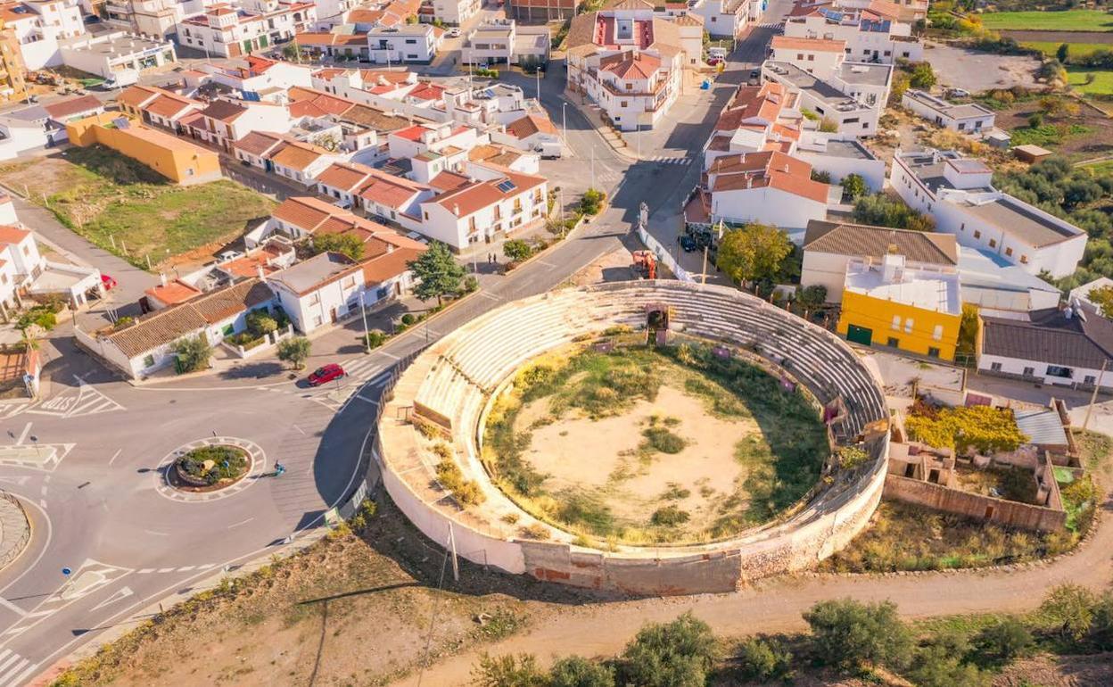 Laujar hace frente a la rehabilitación de su plaza de toros, cerrada desde hace 15 años