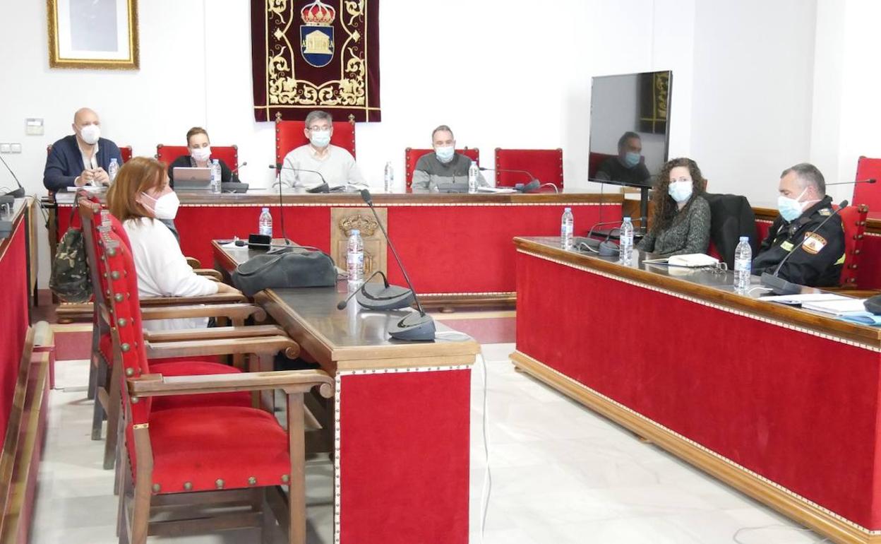 Entornos familiares y reuniones privadas, detrás del repunte de contagios en Adra