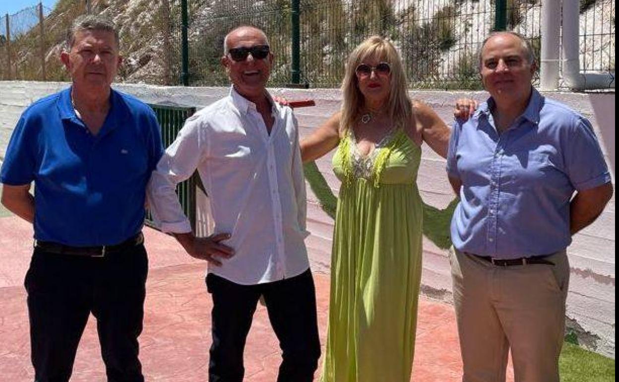«Si volviera a nacer, volvería a elegir ser maestro»