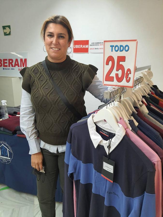 Fotos: Feria Outlet en Adra, el regreso a la normalidad