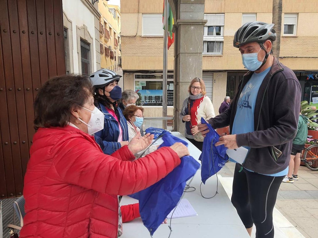 Fotos: La 'clásica abderitana' toma el relevo en Adra