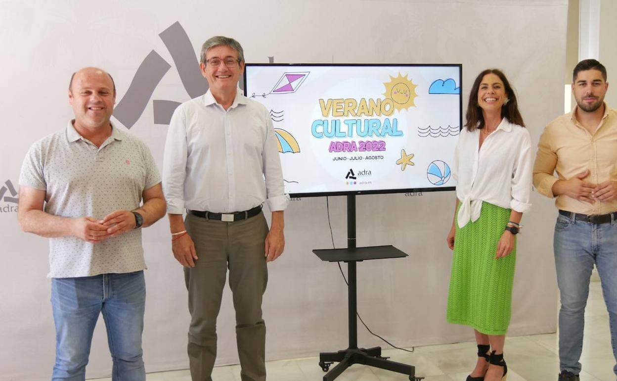 Adra inaugura mañana su oferta cultural y de ocio para este verano a ritmo de salsa y bachata