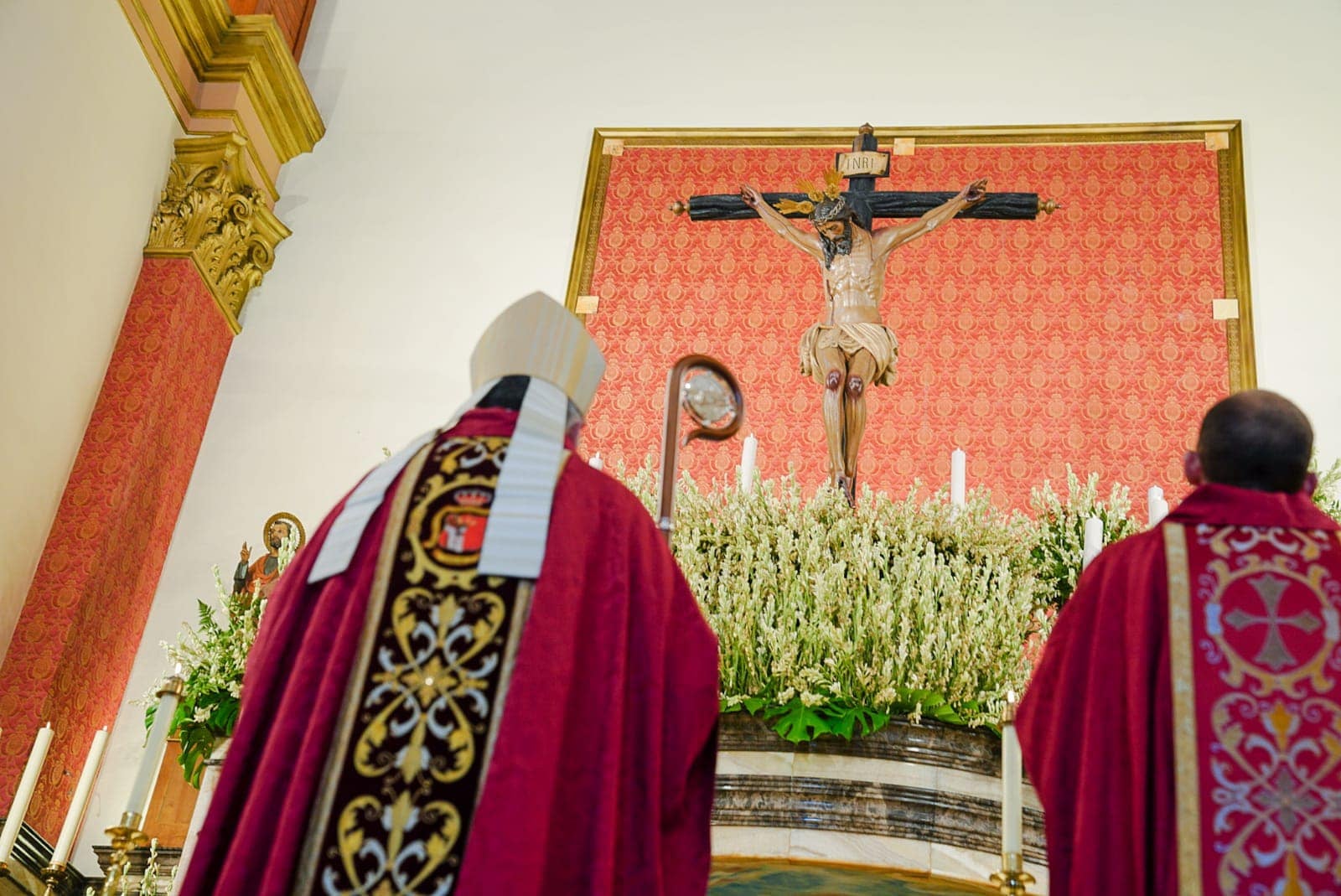 Fotos: El Cristo de la Luz ya está en su trono