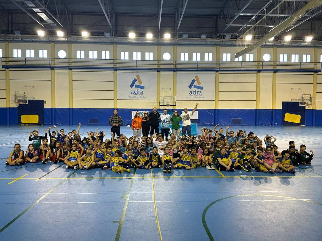 Fin de semana completo: rugby, bádminton y baloncesto en Adra