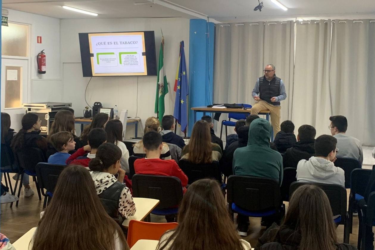 'Vaper' y 'cachimbas', en los talleres educativos para prevenir adicciones