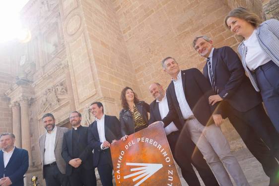 La 'luz' de Dalías llega hasta la Plaza de la Catedral