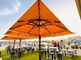 Jamones Picena ofrece una degustación de productos en el Muelle Gourmet