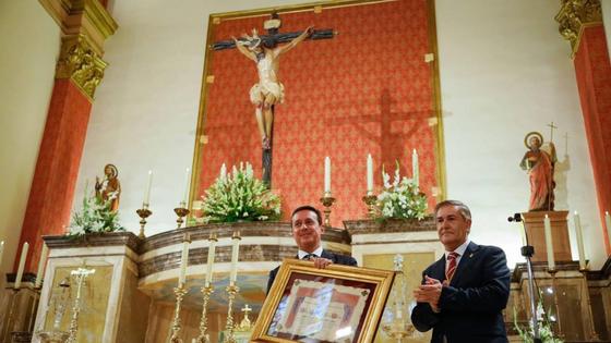 Javier Aureliano García, a corazón abierto ante el Cristo de la Luz