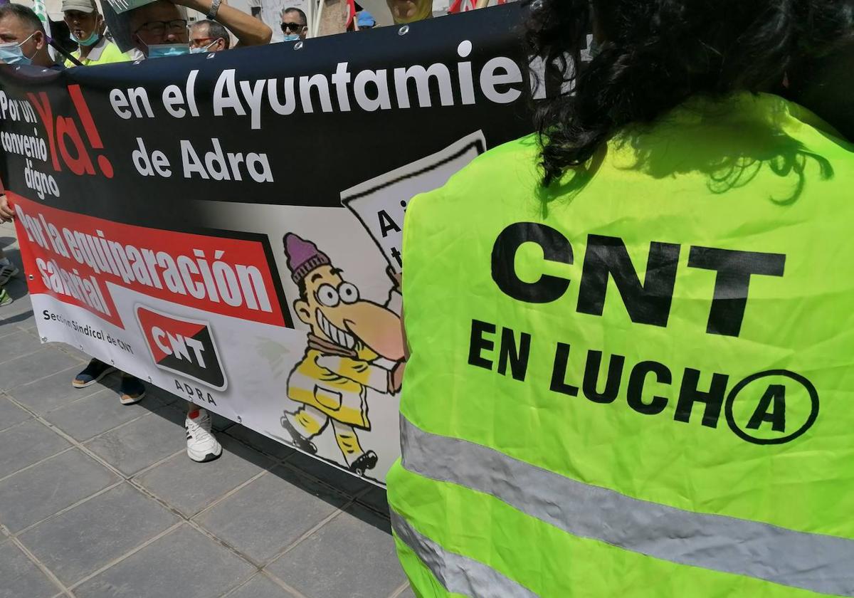 USO se suma a la convocatoria de huelga que afectará a la limpieza de los mercadillos